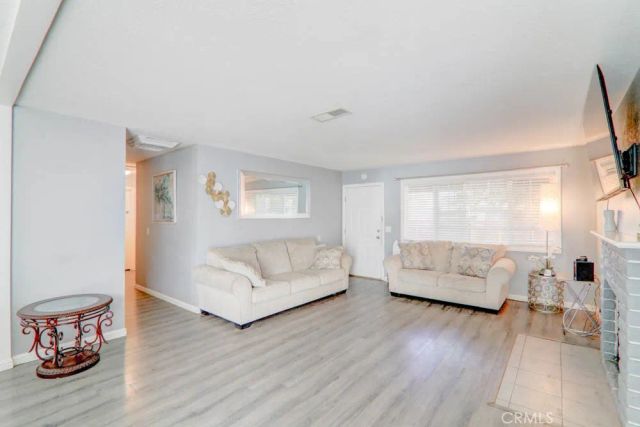 17152 Schollview Avenue, Palmdale, CA 93591