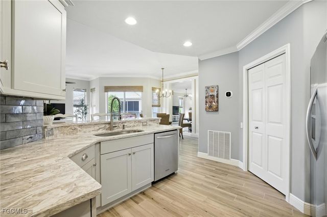 17020 Willowcrest WAY 301, Fort Myers, FL 33908