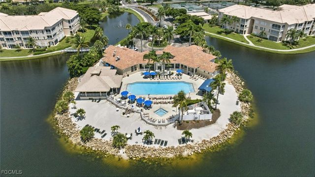 17020 Willowcrest WAY 301, Fort Myers, FL 33908