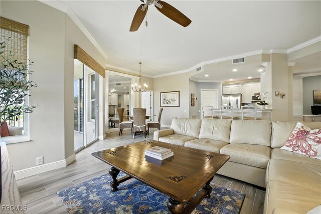 17020 Willowcrest WAY 301, Fort Myers, FL 33908