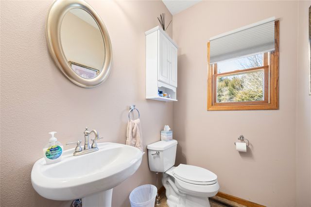 210 Marina Cove Court, Polk City, IA 50226