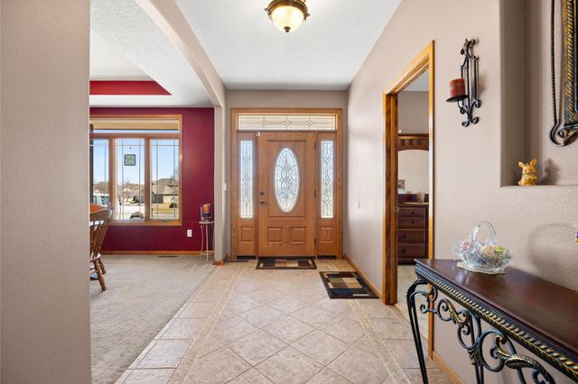 210 Marina Cove Court, Polk City, IA 50226