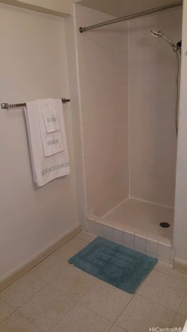 1550 Wilder Avenue A1013, Honolulu, HI 96822