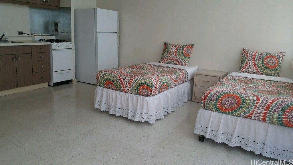 1550 Wilder Avenue A1013, Honolulu, HI 96822