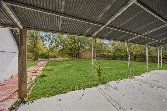 7130 Brace Street, Houston, TX 77061