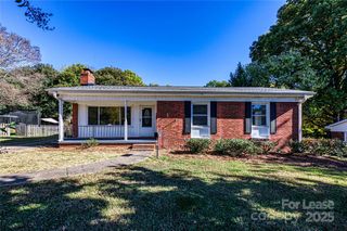 1913 Optimist Lane, Charlotte, NC 28205