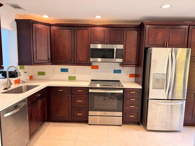 797 S Riverside Drive 797, Pompano Beach, FL 33062