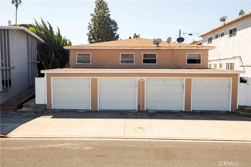 1426 Manhattan Beach, Manhattan Beach, CA 90266 — exterior