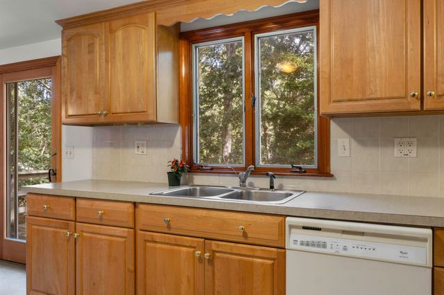 168 Pleasant Bay Rd, Harwich, MA 02645