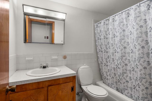 168 Pleasant Bay Rd, Harwich, MA 02645