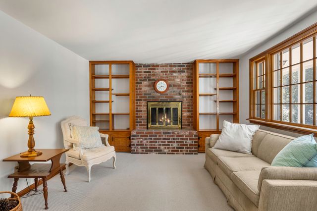 168 Pleasant Bay Rd, Harwich, MA 02645