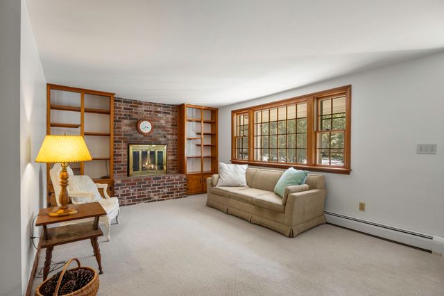 168 Pleasant Bay Rd, Harwich, MA 02645