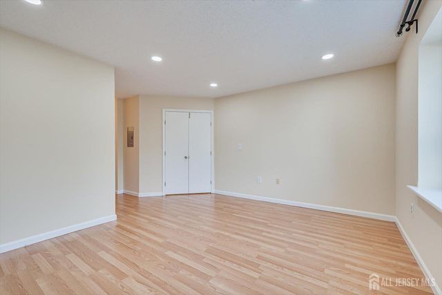 525 Edpas Road, New Brunswick, NJ 08901