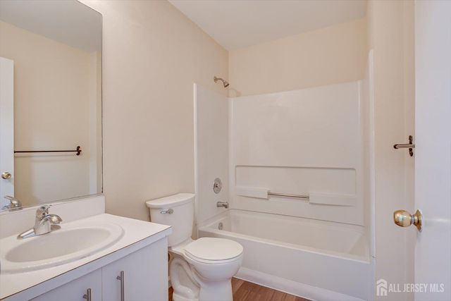 525 Edpas Road, New Brunswick, NJ 08901