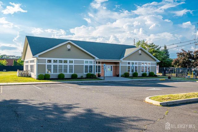 525 Edpas Road, New Brunswick, NJ 08901