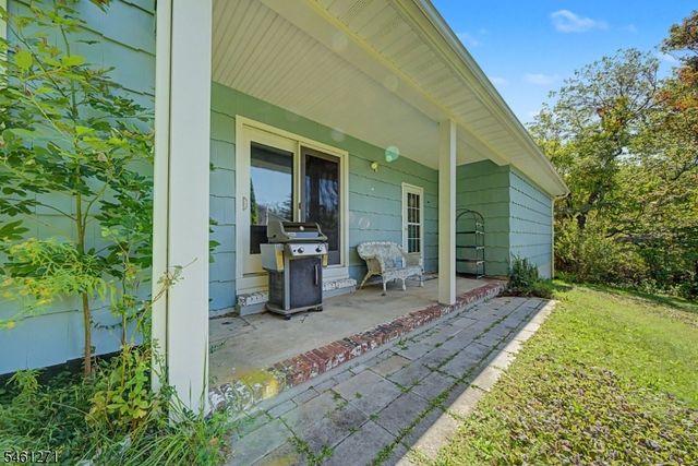 2 Arlyn Ln, Randolph Twp., NJ 07869