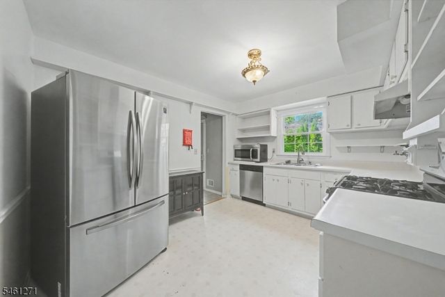 2 Arlyn Ln, Randolph Twp., NJ 07869
