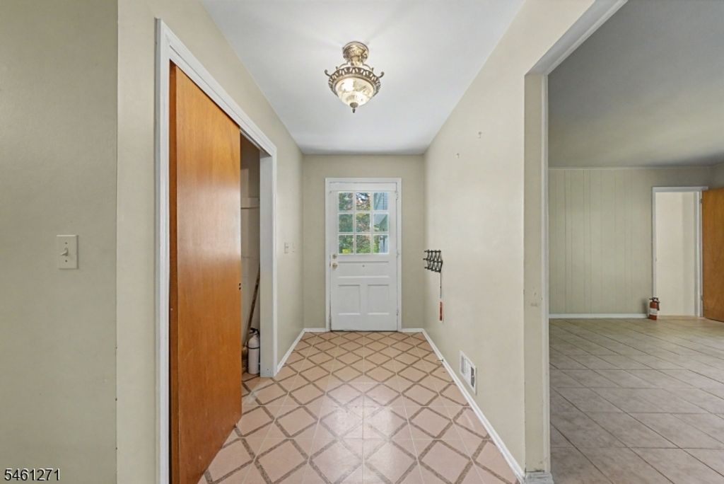 2 Arlyn Ln, Randolph Twp., NJ 07869 — photo 3