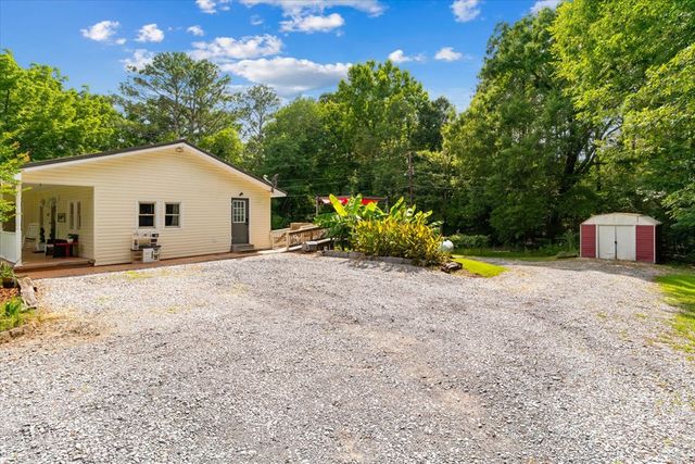 2151 Holly Creek Cool Springs Road, Chatsworth, GA 30705