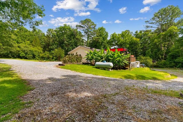 2151 Holly Creek Cool Springs Road, Chatsworth, GA 30705