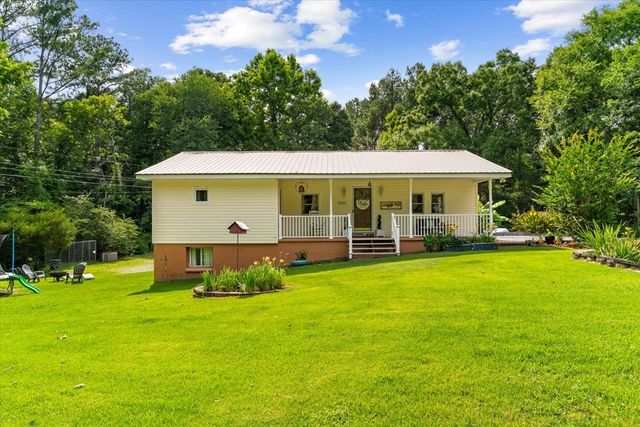 2151 Holly Creek Cool Springs Road, Chatsworth, GA 30705