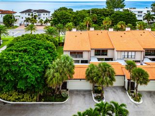 3908 S OCEAN Boulevard T-1, Highland Beach, FL 33487