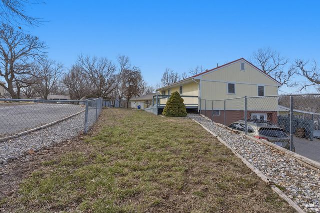 706 W Vine Street, Junction City, KS 66441