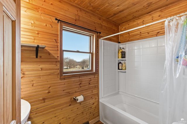 706 W Vine Street, Junction City, KS 66441