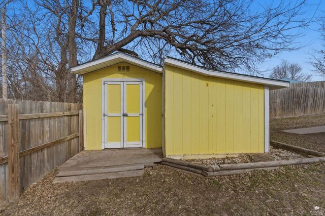 706 W Vine Street, Junction City, KS 66441