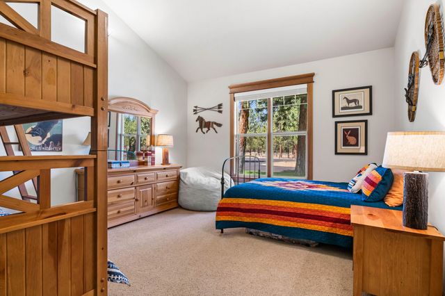 14597 Bluegrass Loop, Sisters, OR 97759