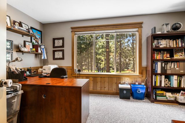 14597 Bluegrass Loop, Sisters, OR 97759