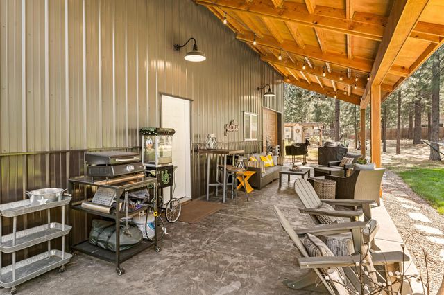 14597 Bluegrass Loop, Sisters, OR 97759