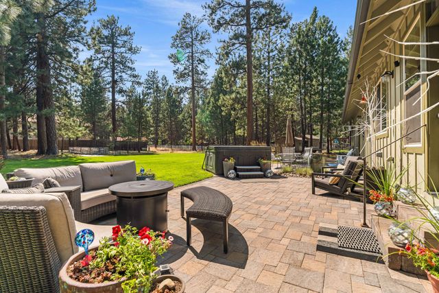 14597 Bluegrass Loop, Sisters, OR 97759