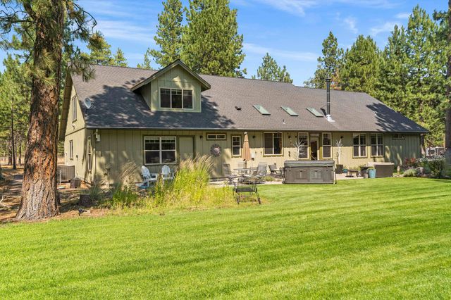 14597 Bluegrass Loop, Sisters, OR 97759