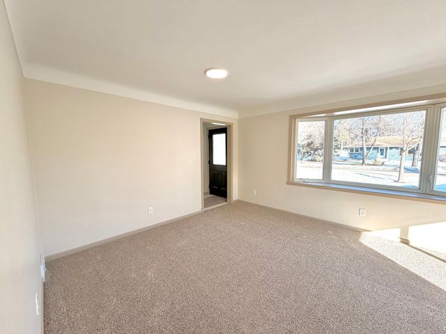 1819 6th Street S, Moorhead, MN 56560