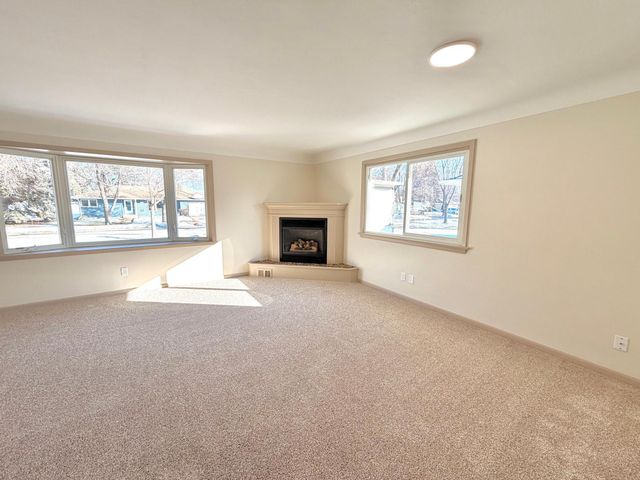 1819 6th Street S, Moorhead, MN 56560