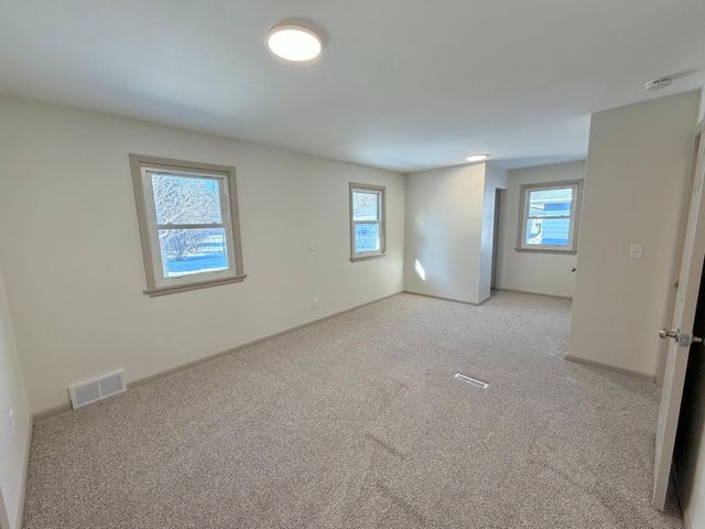 1819 6th Street S, Moorhead, MN 56560