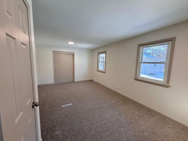 1819 6th Street S, Moorhead, MN 56560