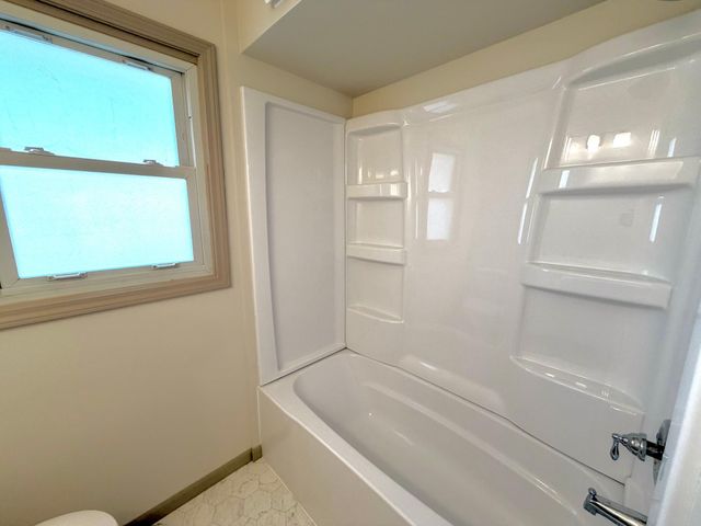 1819 6th Street S, Moorhead, MN 56560