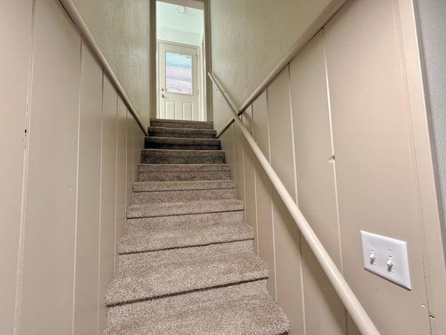 1819 6th Street S, Moorhead, MN 56560