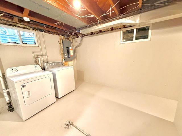 1819 6th Street S, Moorhead, MN 56560