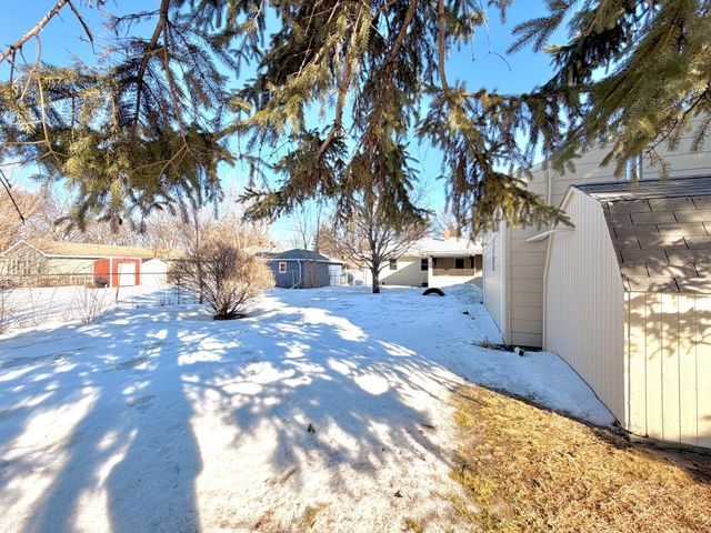 1819 6th Street S, Moorhead, MN 56560