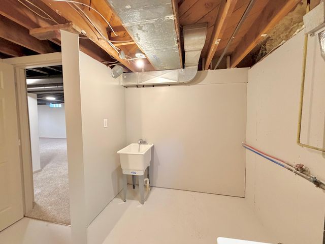 1819 6th Street S, Moorhead, MN 56560