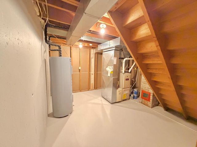 1819 6th Street S, Moorhead, MN 56560