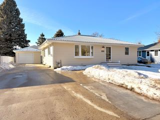 1819 6th Street S, Moorhead, MN 56560