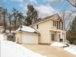 5648 Monroe Circle, Export, PA 15632