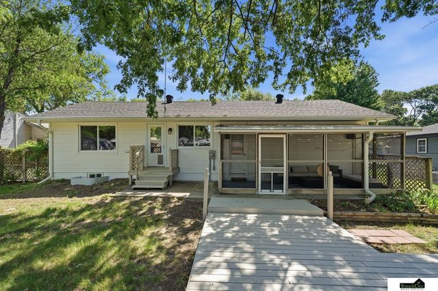 4621 S 46 Street, Lincoln, NE 68516