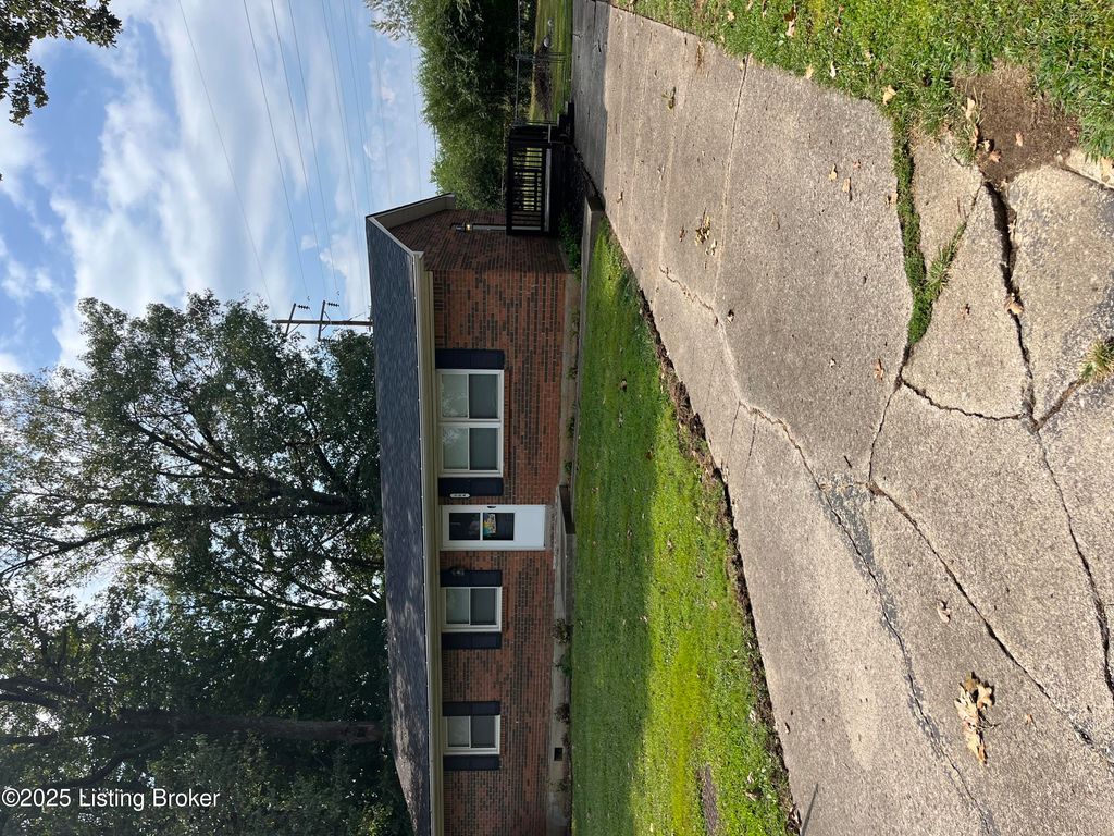 504 Hanover Ct, Elizabethtown, KY 42701