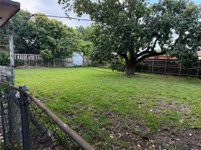 3510 NW 82nd St, Miami, FL 33147