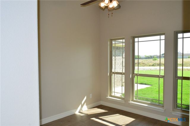 1126 County Road 3153, Kempner, TX 76539